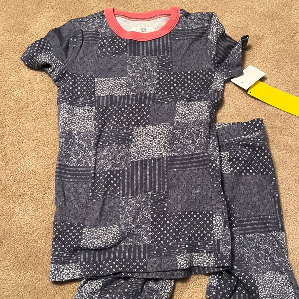 Crewcuts NWT boys size 8 short pjs 😴